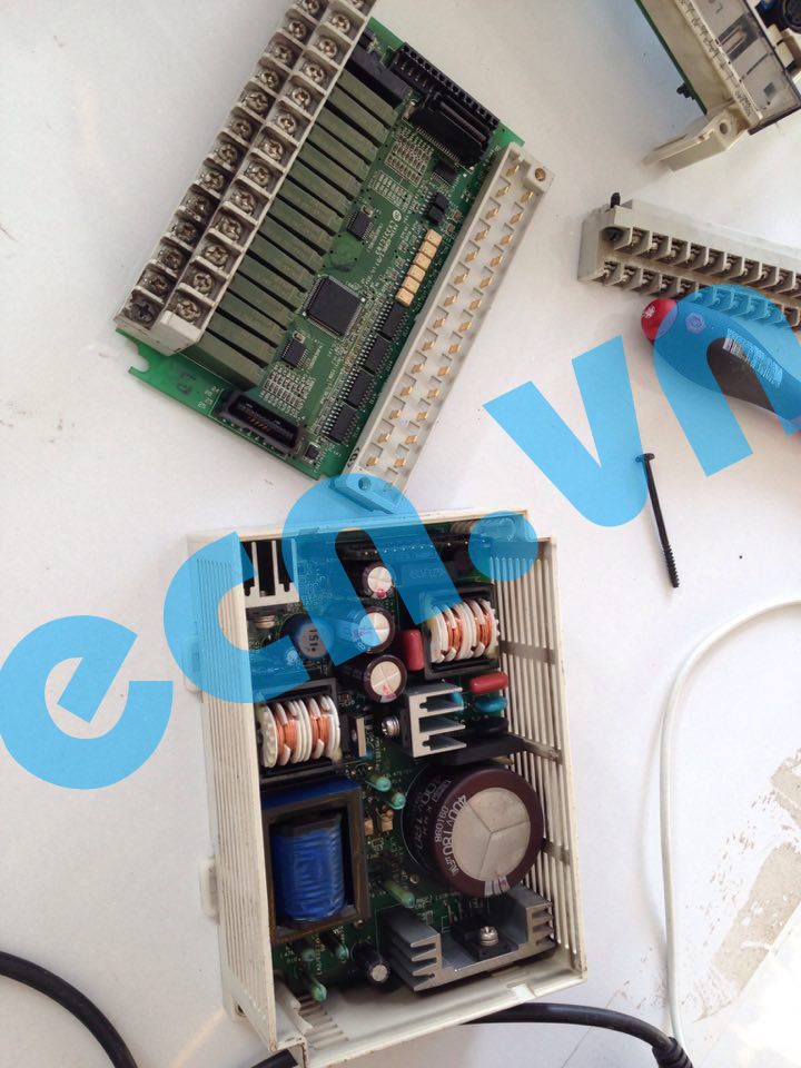 Chuyên sửa chữa PLC LS Siemens Omron ABB Mitsubishi Schneider Delta Kinco Shihlin 